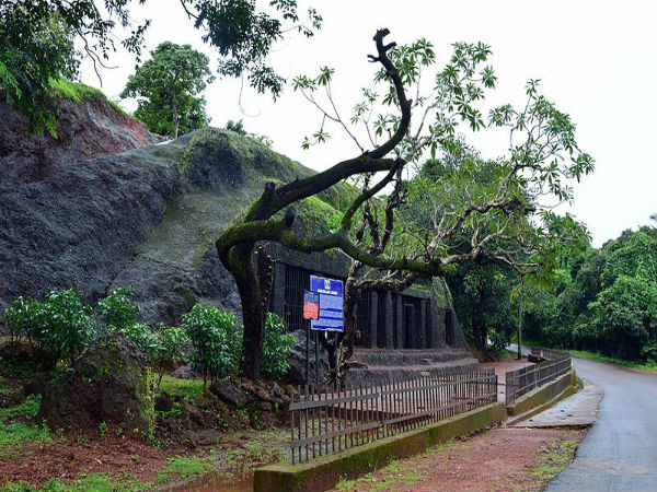 arvalem caves and waterfall arvalem caves and waterfall