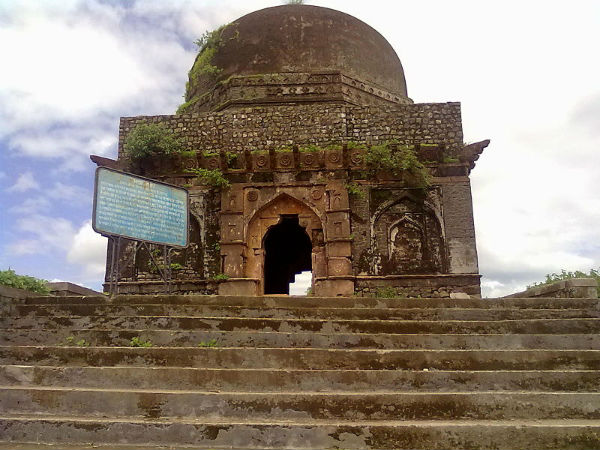 Dhar