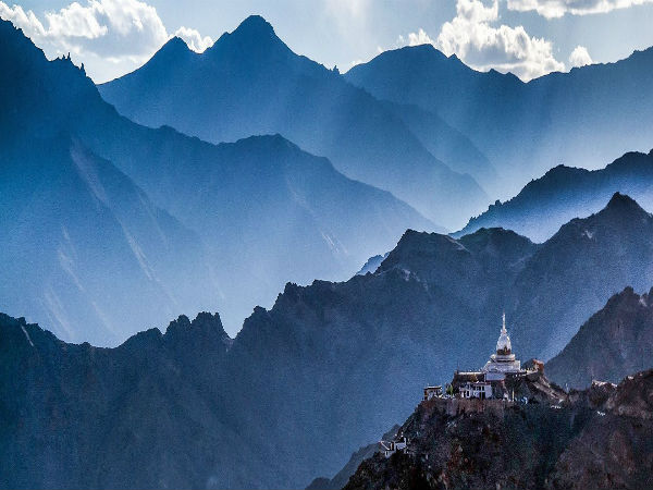 Kanamo Peak Trek