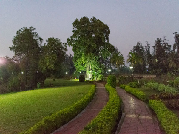 Vanganga Lake Garden