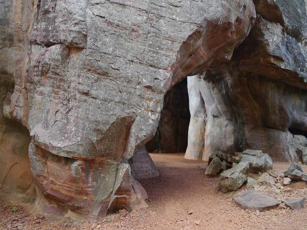 8. Bhimbetka