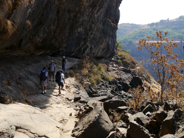 Trek via Pachnai