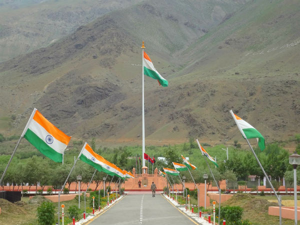 1. Dras War Memorial – Dras