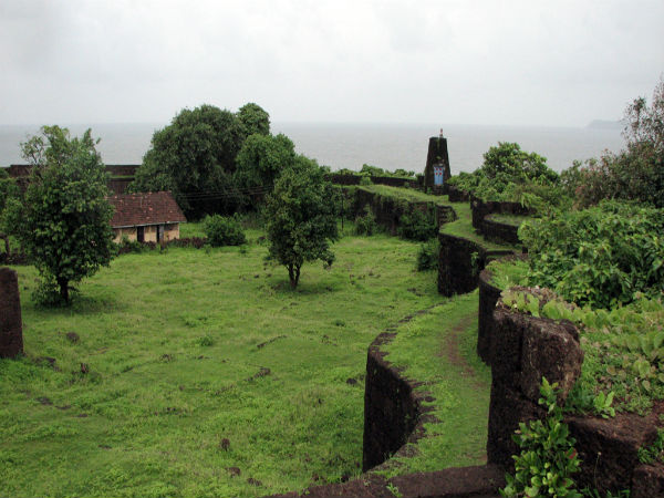09: Jaigad Fort