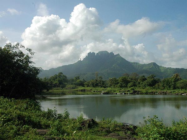 Trekking At Mahuli Fort