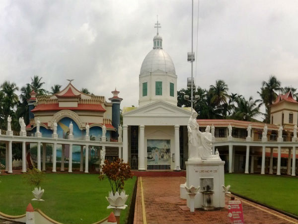 1. The Marthoma Pontifical Shrine – Kodungallur