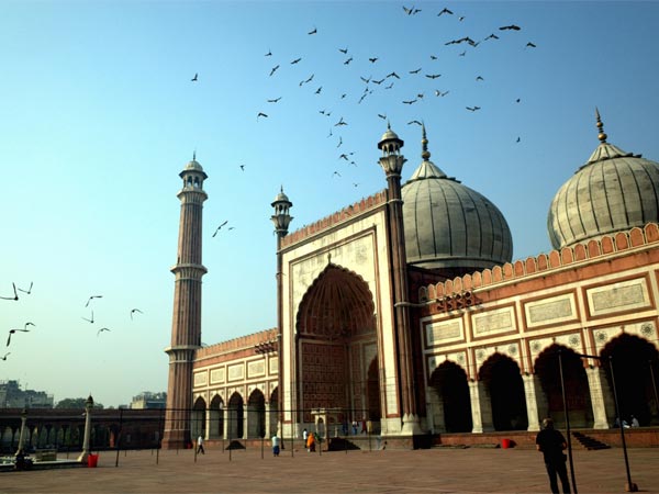 Jama Masjid – Badshahi Masjid