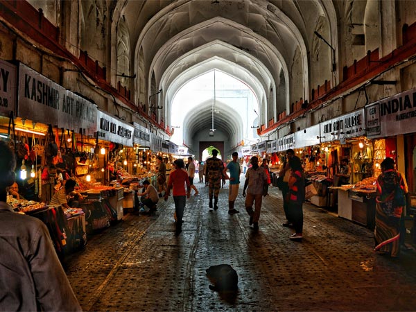 Meena Bazaar, Delhi