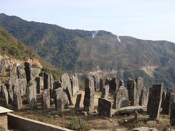 Willong Khullen – Stonehenge