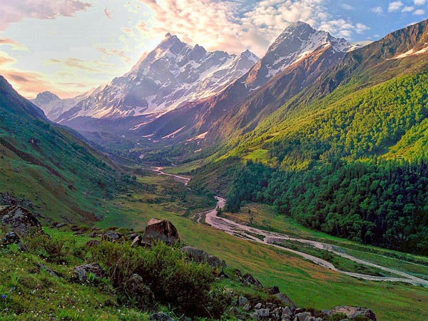 Har Ki Dun Valley Trek