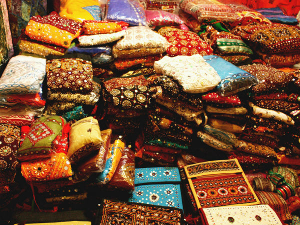 Shopping At The Law Garden Market