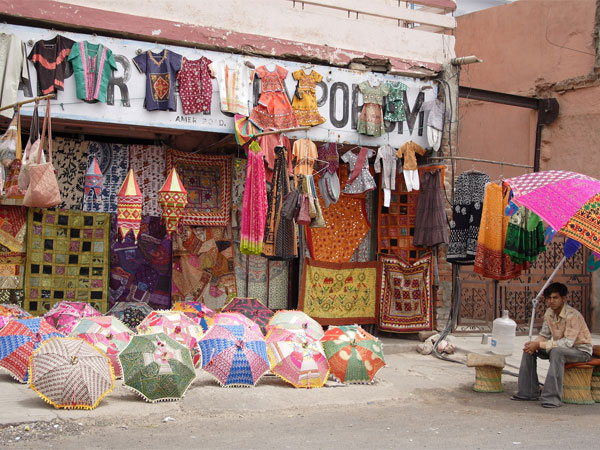 Paharganj – One-stop Shopping Destination