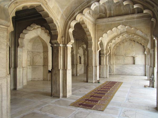 Moti Masjid