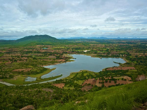 15. Makalidurga