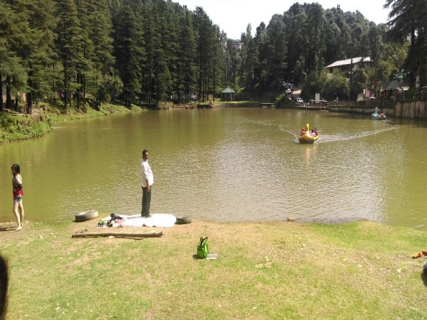 7. Dal Lake