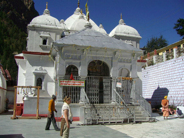 3. Gangotri Temple