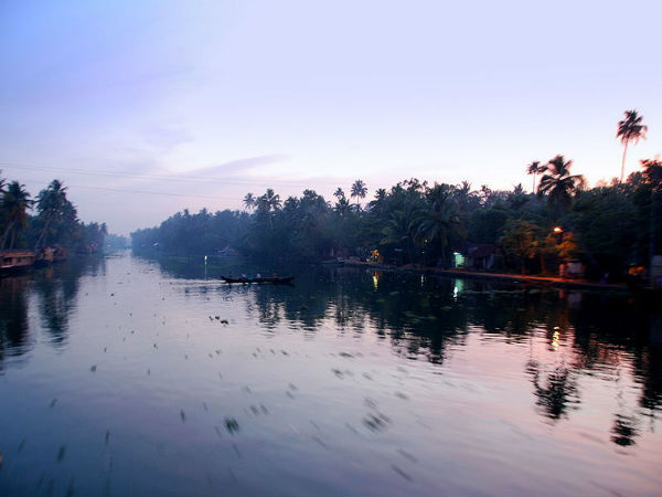 7. Vembanad Kayal, Kerala