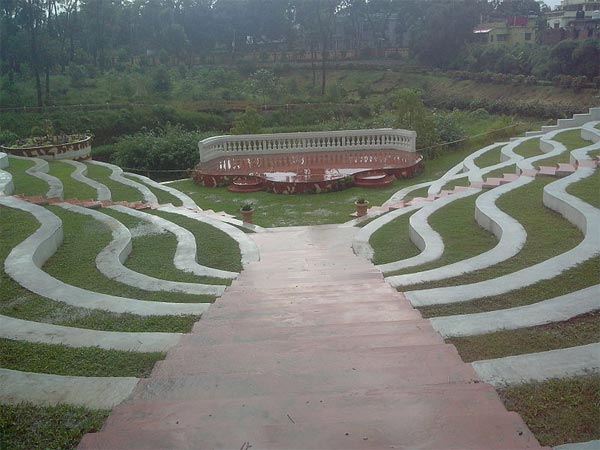 Stroll Through The Heritage Park