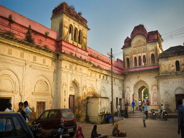 4. Unao Balaji Temple