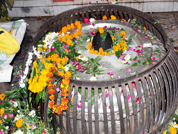 4. Nageshwarnath Temple