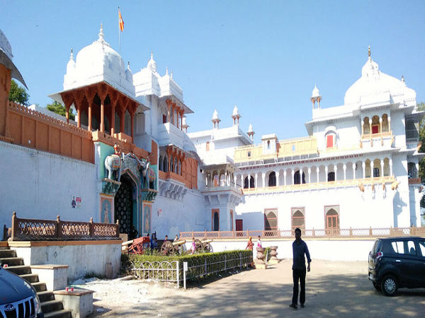 1. Garh Palace