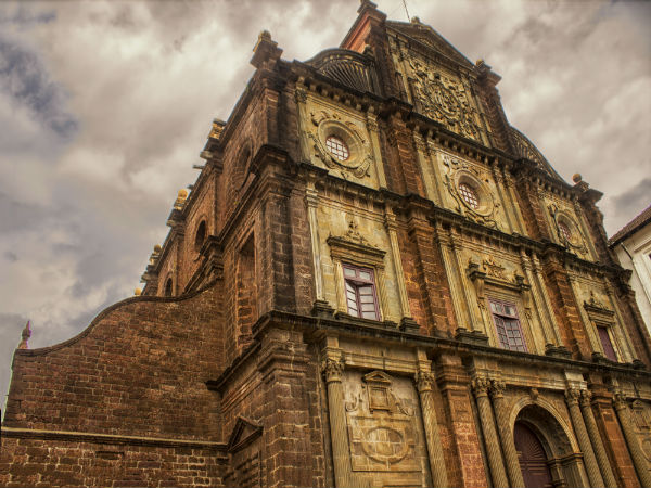 2. Basilica of Bom Jesus, Goa