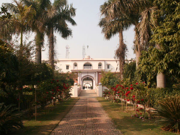 Kuchesar Mud Fort