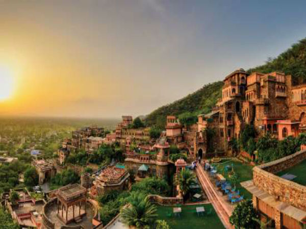 Short Stop At Neemrana
