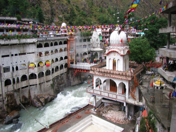 Gurudwara Manikaran Sahib, Kullu
