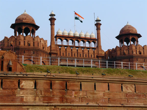 Witness The Beauty Of Mughal Architecture