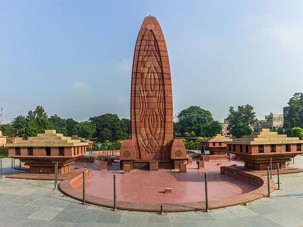 Pay Your Respect At Jallianwala Bagh