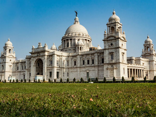 Witness Victoria Memorial