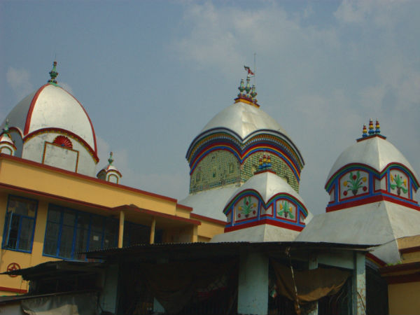 Pay Respects At The Kalighat Kali Temple