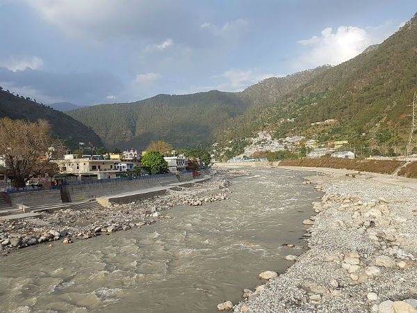 How To Reach Uttarkashi