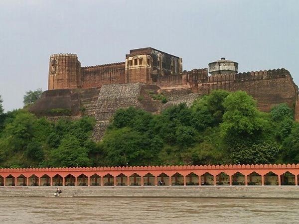 Akhnoor Fort