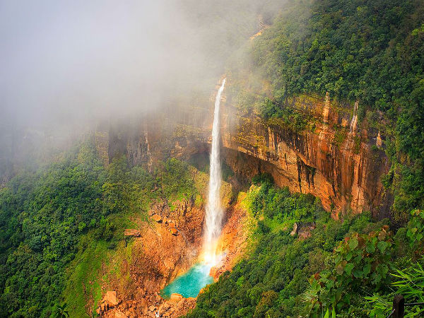 Nohkalikai Falls