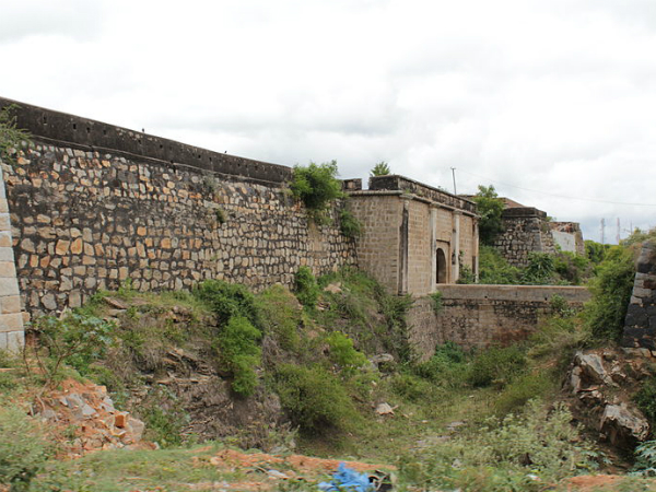 5) Srirangapatna Fort