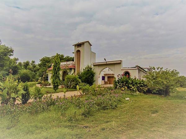 2) The Country Retreat (Bankli, Rajasthan)