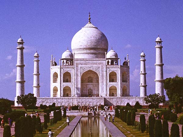 1) Agra