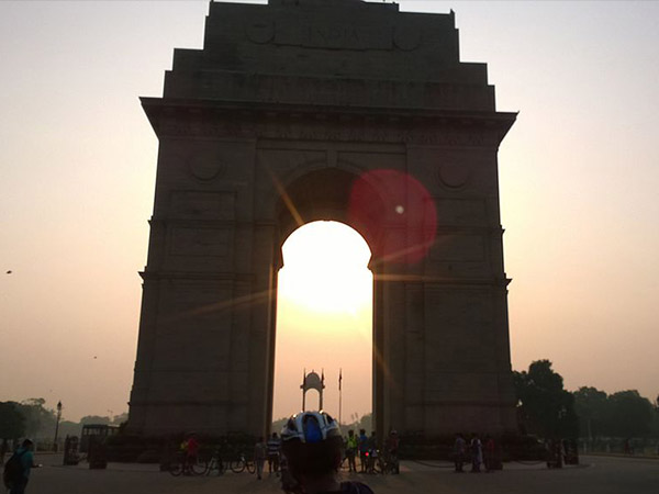 1) Delhi