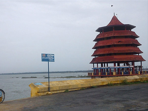 1) Chembarambakkam