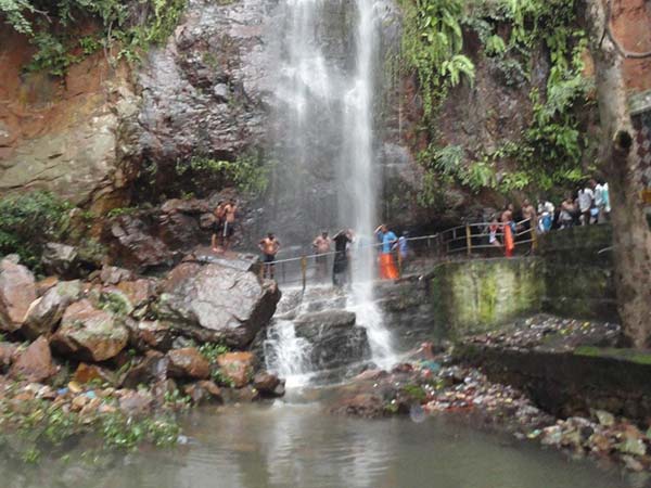 2) Kailasakona Falls