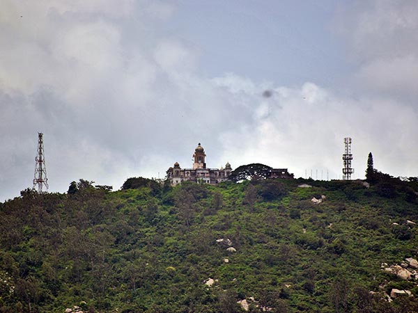 3) Chamundi Hills