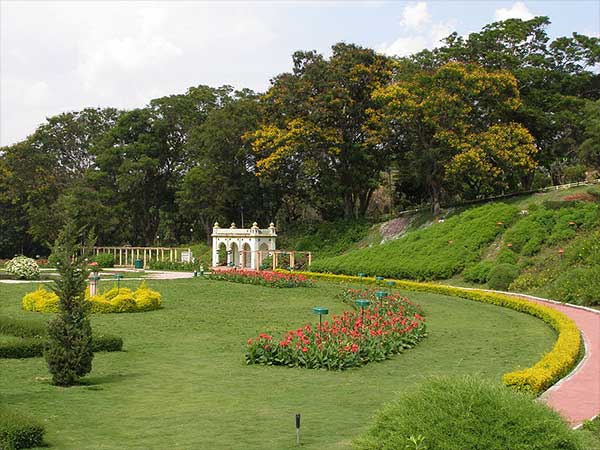 4) Brindavan Gardens
