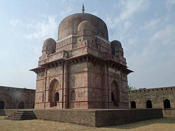 Darya Khan’s Tomb Complex