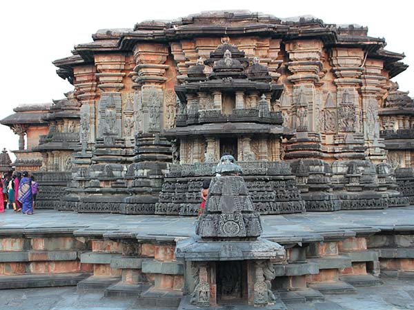 Hoysaleswara Temple, Halebidu