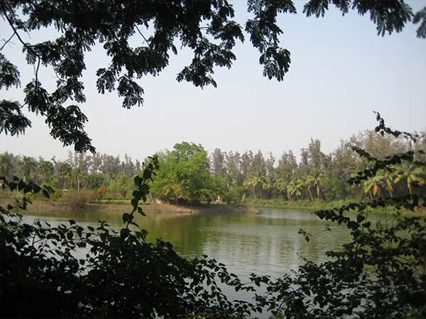 Vanganga Lake and Luhari