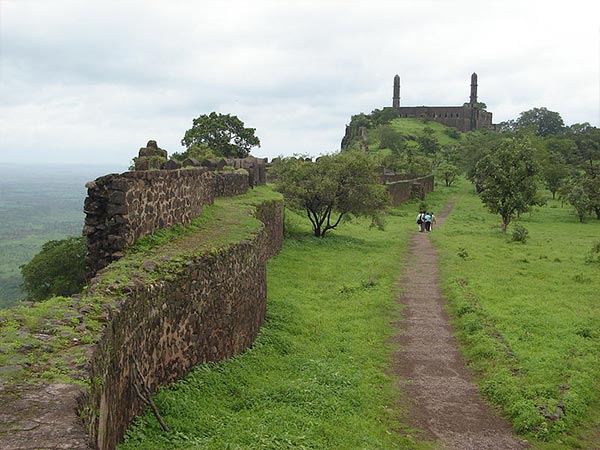 The beauty Of Asirgarh Fort