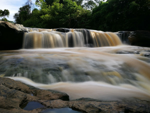 Sahatrakund Waterfall