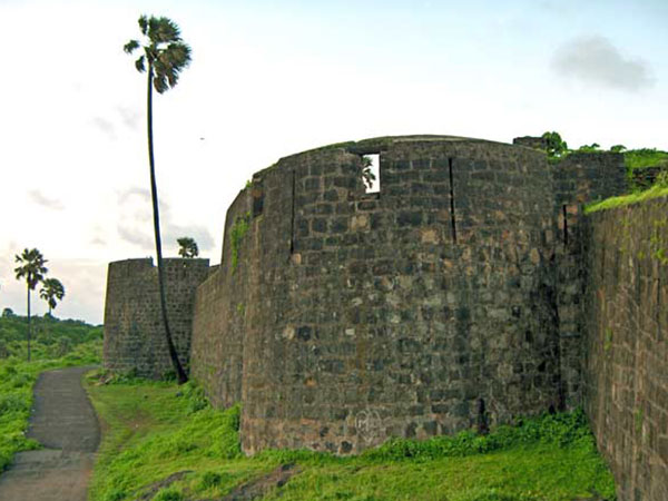 Other Places Of Interest Around Versova Beach